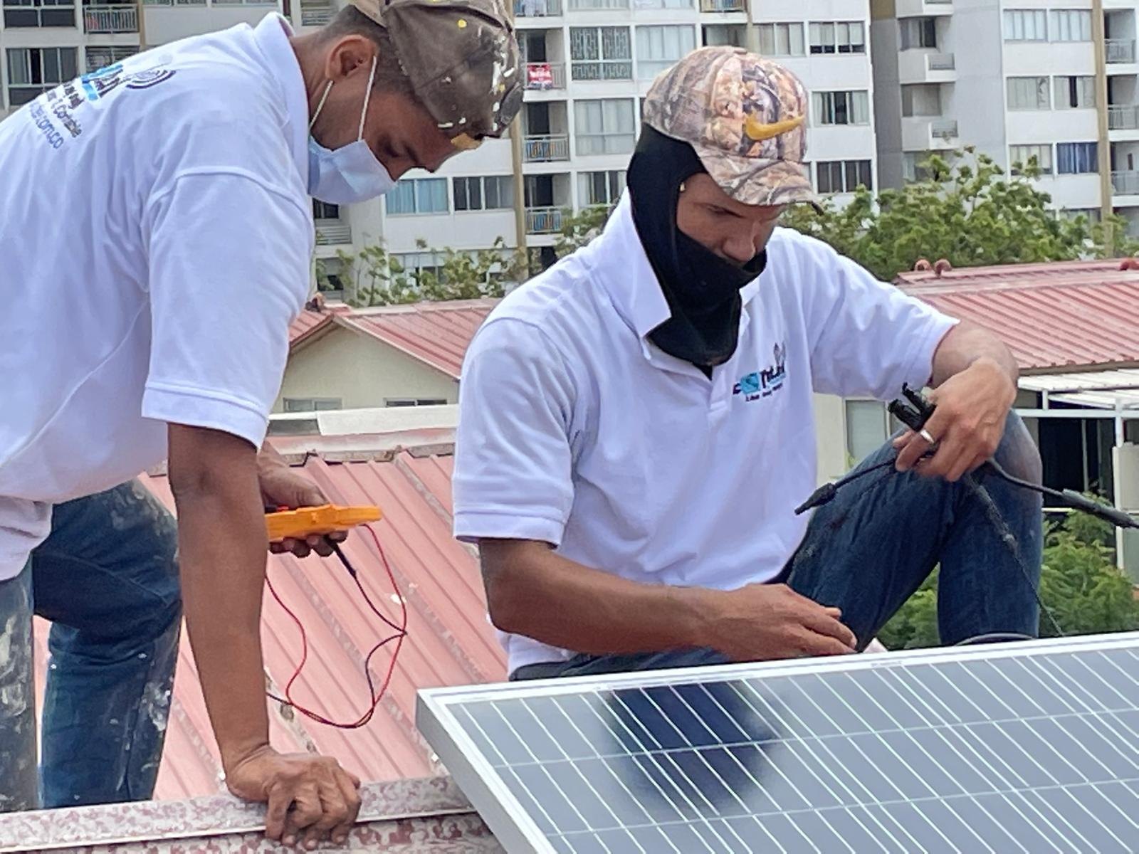 Instalación solar CAFETEL - proyecto en campo 04