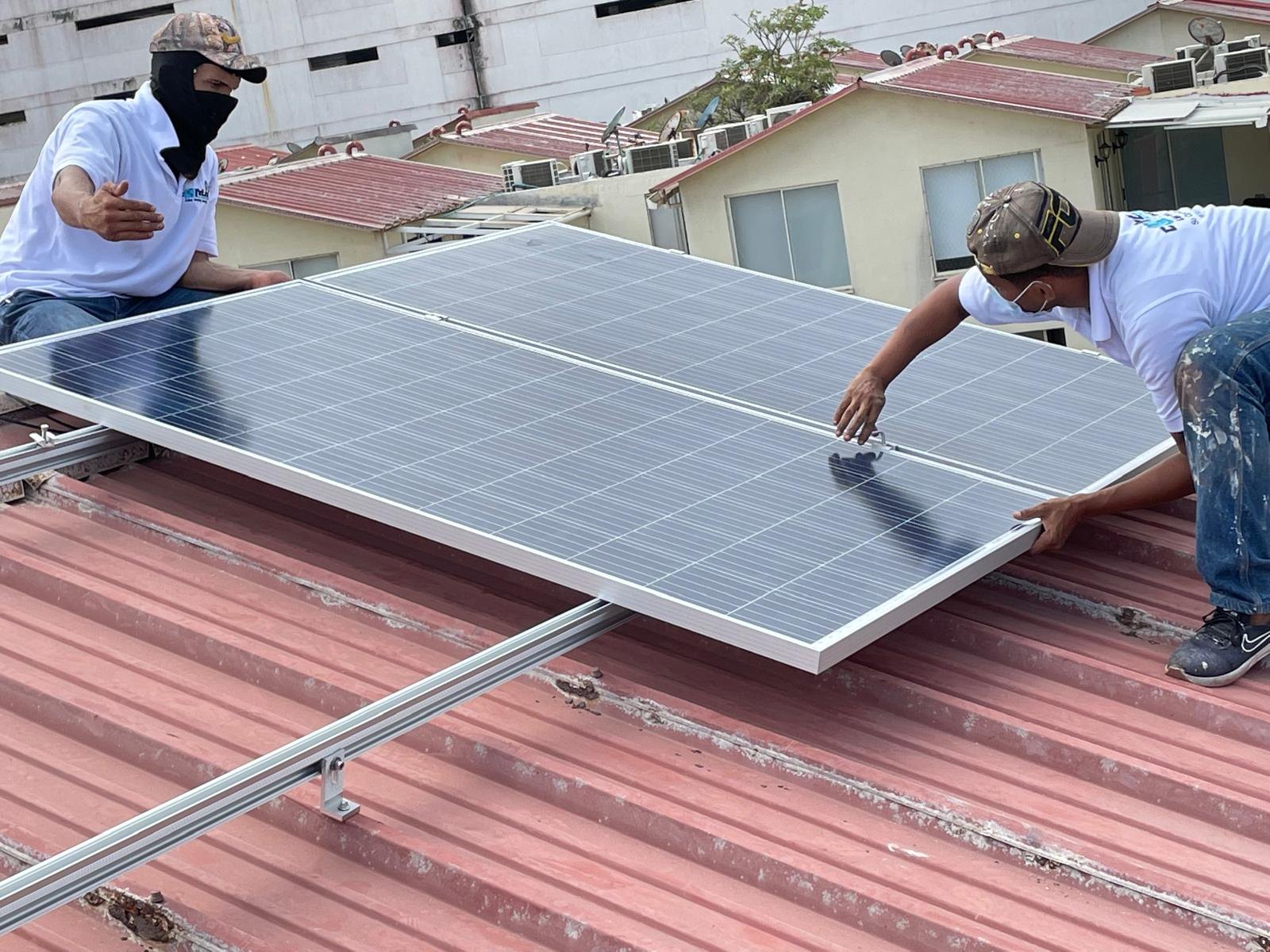 Instalación solar CAFETEL - proyecto en campo 05