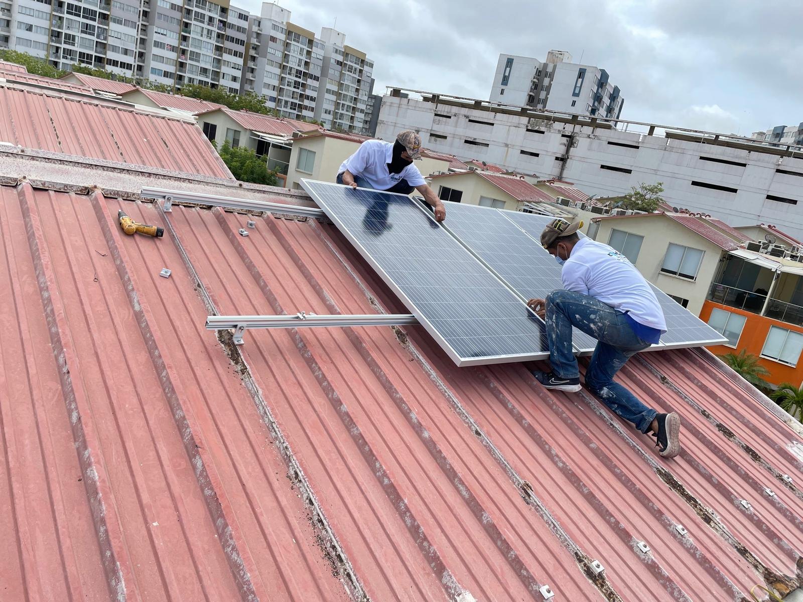 Instalación solar CAFETEL - proyecto en campo 07